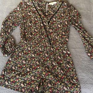 LOFT shorts long sleeve romper! 🌺